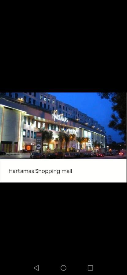 Corporate Hotel Suites At Hartamas / Mont Kiara 쿠알라룸푸르 외부 사진